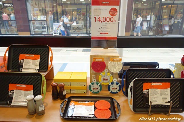 ▌沖繩自由行▌沖繩血拚必訪♥Outlet Mall Ashibinaa 奧特萊斯購物中心 ♥鄰近OTS租車、距那霸機場約15分鐘