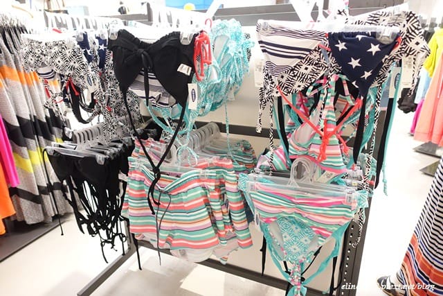 ▌沖繩自由行▌沖繩血拚必訪♥AEON MALL Okinawa Rycom ♥沖繩最新最大購物中心(有超大水族箱、部分店家可退稅)