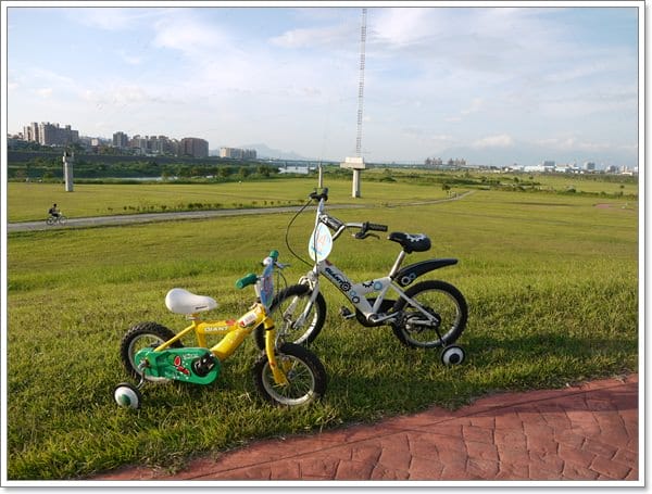 【台北景點】三峽˙花岩山林&一堆寫不完的食記