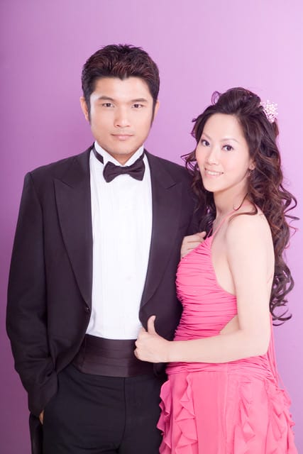 【分享】結婚四週年˙全家福側拍花絮&結婚舊照大公開