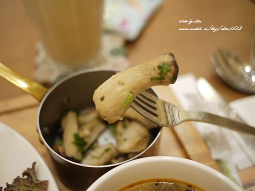 【東區下午茶】彷彿置身普羅旺斯般♥南法風情~  L'OCCITANE Cafe 歐舒丹咖啡♥