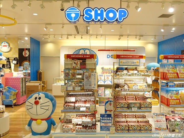 ▌北海道必買▌好像來到一座遊樂場♥新千歲機場♥必吃必買必逛購物攻略! 機場裡居然有露天溫泉及電影院! - 第17張圖 ▌北海道必買▌好像來到一座遊樂場♥新千歲機場♥必吃必買必逛購物攻略! 機場裡居然有露天溫泉及電影院!