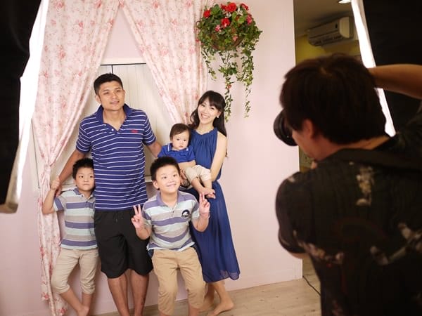 ▌三寶媽碎碎念▌送給小王子一歲禮物! 寶寶寫真&全家福♥ 板橋超脫兒童攝影寫真♥拍攝花絮