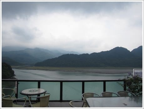 ▌桃園景點▌石門 半日遊<大溪湖畔咖啡>