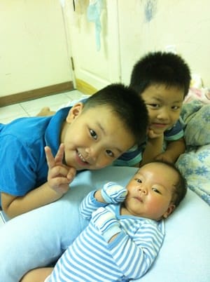 ▌三寶媽碎碎念▌♥ 我的小情人 ♥ 野蠻小王子雙滿月囉