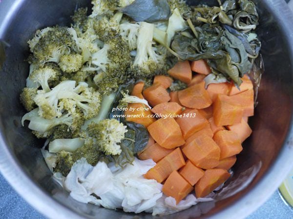 ▌三寶媽碎碎念▌開葷囉  ♥小王子七~八個月副食品分享♥ 阿木滿滿的愛心都在這!