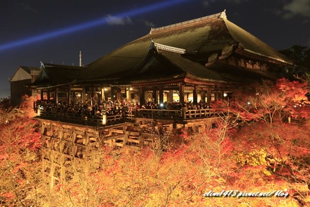 ▌清水寺 ▌京都賞楓必訪景點♥清水寺♥絕美夜楓!京阪賞楓自由行行程分享By陽光男孩