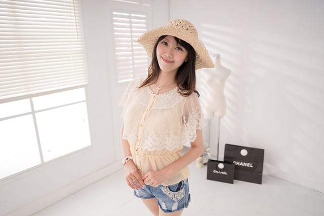 【穿搭】第一次棚拍好新鮮♥5月Gini Shop美到翻 ♥玩色夏天.繽紛度假去