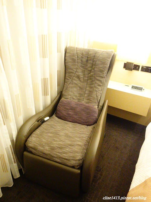 ▌福岡住宿推薦▌♥Hotel Forza Hakata飯店♥離博多車站一分鐘、飯店新穎、房間有按摩椅&對面有便利商店