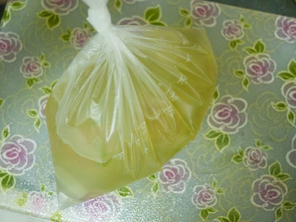 ▌三寶媽碎碎念▌現煮得更好吃!! 10M副食品&營養滿分 ♥雞肉蔬菜粥,熬湯底,馬鈴薯蘋果泥來囉 ♥