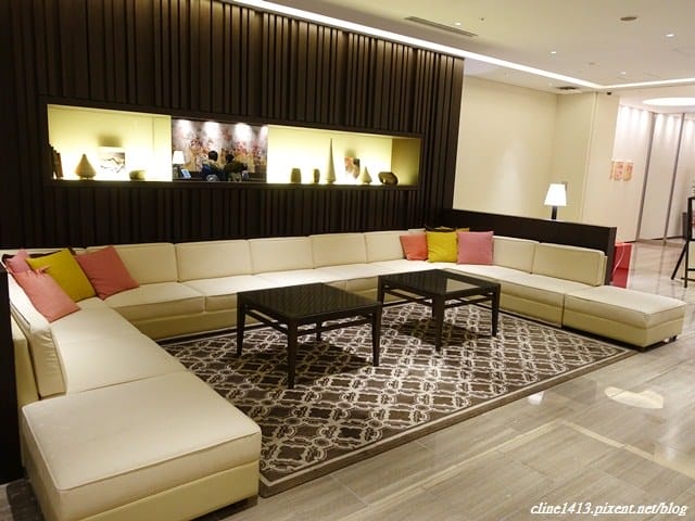 ▌福岡住宿推薦▌♥Hotel Forza Hakata飯店♥離博多車站一分鐘、飯店新穎、房間有按摩椅&對面有便利商店