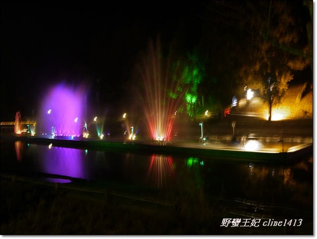 ▌南投清境▌夜晚比白天更美麗的[清境小瑞士]˙夜間水舞