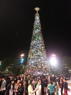 ▌歡樂香港行▌迪士尼樂園雪亮聖誕high翻天♥美國小鎮大街閃亮雪燈♥迪士尼飛天巡遊♥米奇玩具舞曲(聖誕限定)♥星夢奇緣煙火秀♥ - 第56張圖 ▌歡樂香港行▌迪士尼樂園雪亮聖誕high翻天♥美國小鎮大街閃亮雪燈♥迪士尼飛天巡遊♥米奇玩具舞曲(聖誕限定)♥星夢奇緣煙火秀♥