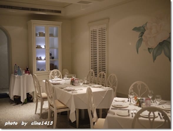 ★【食記】白色浪漫Galerie Bistro空服姊妹淘聚會