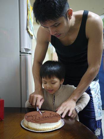 ▌三寶媽碎碎念▌讓我歡喜讓我憂~♥ 我的他 ♥