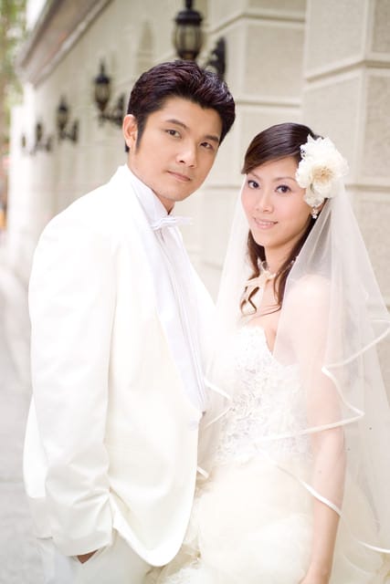 【分享】結婚四週年˙全家福側拍花絮&結婚舊照大公開