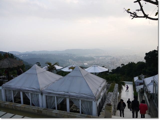 ▌台北美食▌令人心醉神迷的美景♥陽明山【屋頂上】The Top♥