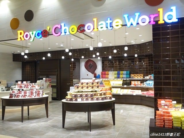 ▌北海道必買▌好像來到一座遊樂場♥新千歲機場♥必吃必買必逛購物攻略! 機場裡居然有露天溫泉及電影院! - 第31張圖 ▌北海道必買▌好像來到一座遊樂場♥新千歲機場♥必吃必買必逛購物攻略! 機場裡居然有露天溫泉及電影院!