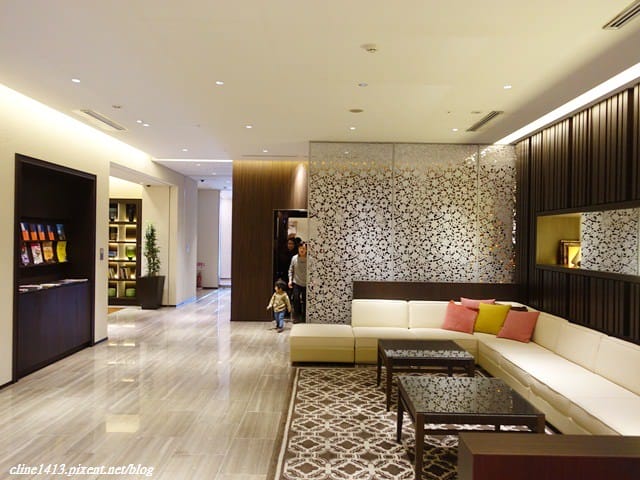 ▌福岡住宿推薦▌♥Hotel Forza Hakata飯店♥離博多車站一分鐘、飯店新穎、房間有按摩椅&對面有便利商店