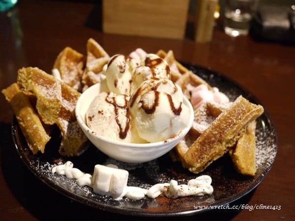 【巷弄美食】絕對要推的~板橋*C/P值超高的可愛小店♥Eating♥
