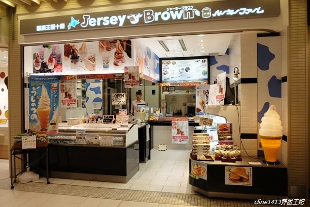 ▌北海道必買▌好像來到一座遊樂場♥新千歲機場♥必吃必買必逛購物攻略! 機場裡居然有露天溫泉及電影院! - 第39張圖 ▌北海道必買▌好像來到一座遊樂場♥新千歲機場♥必吃必買必逛購物攻略! 機場裡居然有露天溫泉及電影院!