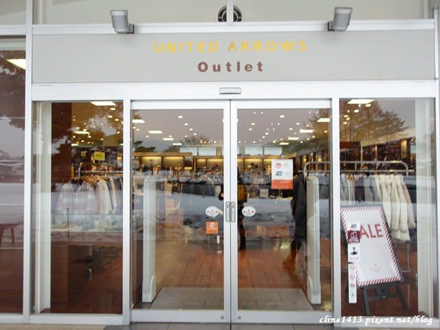 ▌東京近郊購物景點▌超好逛超好買♥輕井澤王子Outlet ♥園區攻略、行李寄放、交通方式(除了Le Creuset，這裡也有達菲熊)