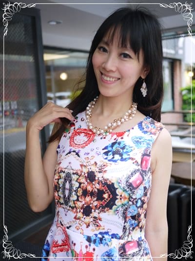 【人妻穿搭】今年春夏,就讓繽紛花朵與寶石圖騰來打造百變人妻吧♥八件私服分享♥(文末有禮)