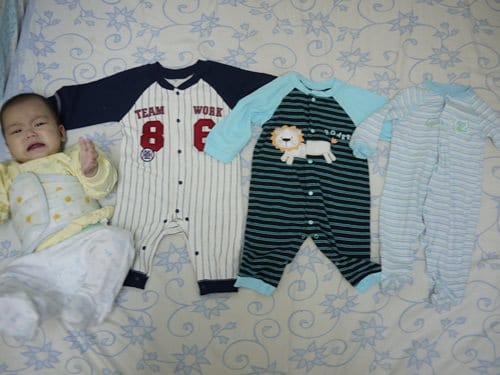 ▌三寶媽碎碎念▌阿母失心瘋 ♥男寶寶也有滿床戰利品♥ 小王子小小穿搭秀