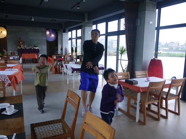 【幸福小旅行】除了美景.還有媲美飯店級的夢幻午茶與精緻早餐♥宜蘭.留白水岸會館♥