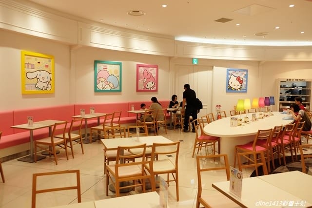 ▌北海道必買▌好像來到一座遊樂場♥新千歲機場♥必吃必買必逛購物攻略! 機場裡居然有露天溫泉及電影院! - 第30張圖 ▌北海道必買▌好像來到一座遊樂場♥新千歲機場♥必吃必買必逛購物攻略! 機場裡居然有露天溫泉及電影院!
