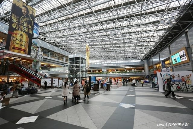 ▌北海道必買▌好像來到一座遊樂場♥新千歲機場♥必吃必買必逛購物攻略! 機場裡居然有露天溫泉及電影院! - 第69張圖 ▌北海道必買▌好像來到一座遊樂場♥新千歲機場♥必吃必買必逛購物攻略! 機場裡居然有露天溫泉及電影院!