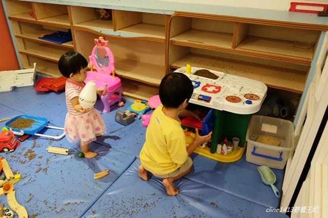 ▌板橋親子餐廳▌♥有兒童遊戲區的跳舞香水♥(板橋中山店)媽媽優雅享用貴婦下午茶、小朋友可以玩遊戲