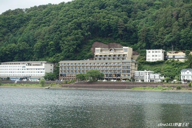 ▌河口湖住宿推薦▌如何挑選河口湖逆富士飯店?【風の露台スKUKUNA】每個房間可眺望富士山美景(更新)