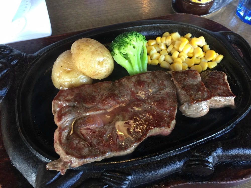 ▌沖繩國際通美食▌♥Steak Dining 88 松尾店 ♥ 輕鬆時尚品嚐沖繩頂級牛排是
