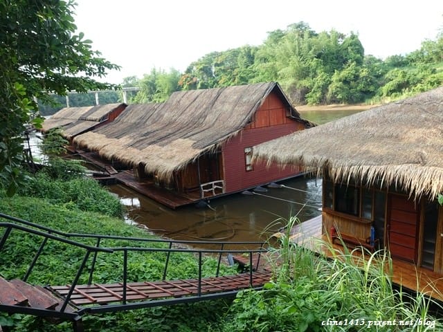 ▌泰國。北碧府▌來去桂河住一晚♥桂河木筏精品度假村Boutique Raft Resort River Kwai♥難忘的泰國水上屋初體驗