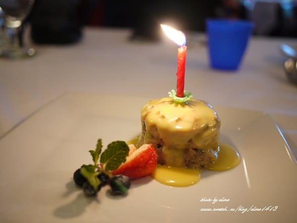 ▌台北美食▌期待已久的生日大餐♥Ruth's Chris 茹絲葵牛排&夢幻禮物CANON 6D♥