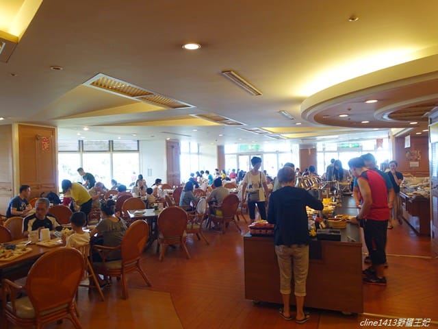 ▌沖繩住宿推薦▌高CP值海景飯店♥麗山海景皇宮渡假酒店。谷茶灣Rizzan Sea-Park Hotel♥有私人沙灘的親子海景飯店