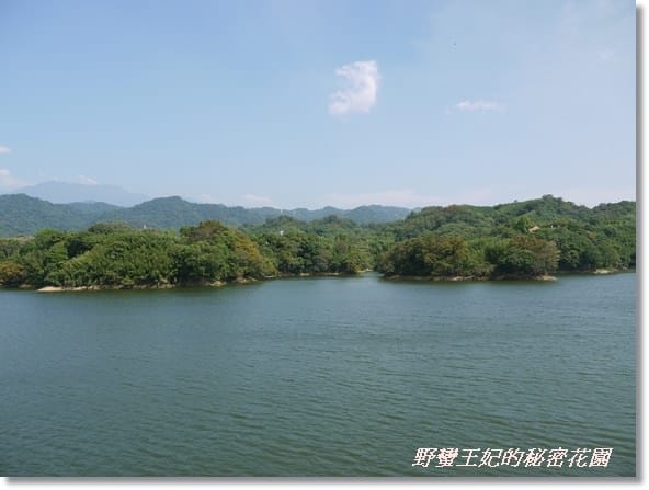 【苗栗景點】全台唯一湖中島~日新島水榭樓台島上咖啡