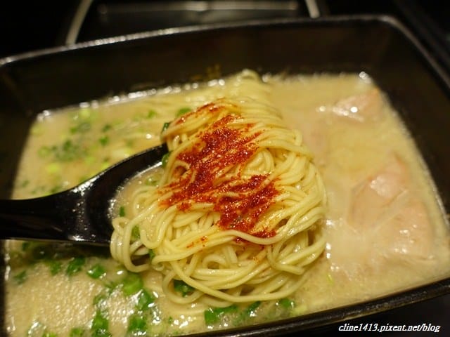 ▌日本必吃美食▌博多運河城♥一蘭拉麵♥ 像便當盒一樣的方形碗”重箱”好吸睛