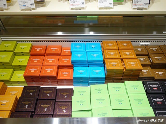 ▌北海道必買▌好像來到一座遊樂場♥新千歲機場♥必吃必買必逛購物攻略! 機場裡居然有露天溫泉及電影院! - 第35張圖 ▌北海道必買▌好像來到一座遊樂場♥新千歲機場♥必吃必買必逛購物攻略! 機場裡居然有露天溫泉及電影院!