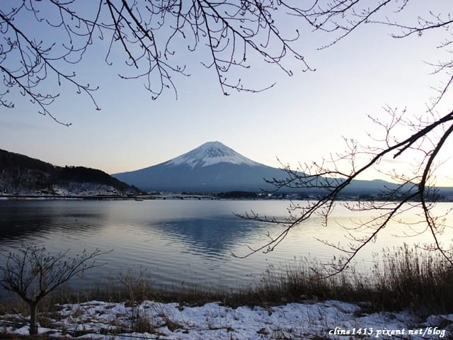 ▌河口湖住宿推薦▌房間就可以看到富士山美景♥湖舞家♥CP值超高、一晚台幣三千元(一泊二食也很划算)逆富士美景/東京自由行