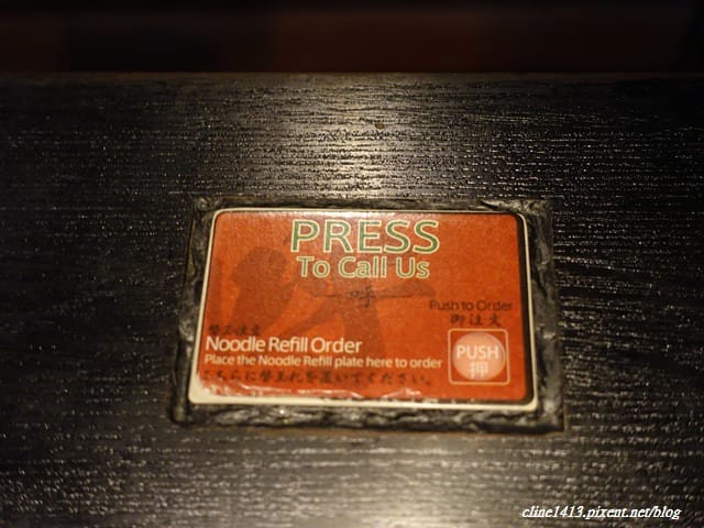 ▌日本必吃美食▌博多運河城♥一蘭拉麵♥ 像便當盒一樣的方形碗”重箱”好吸睛